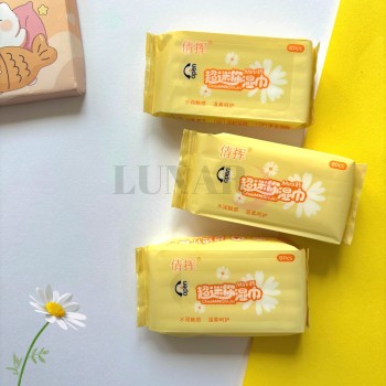 دستمال مرطوب مینی بابونه زرد