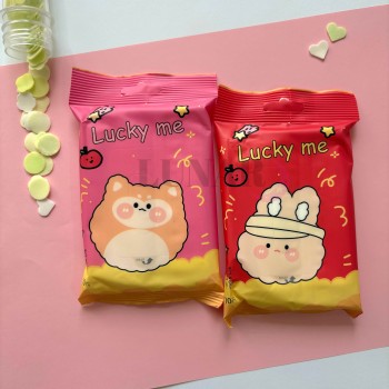 دستمال مرطوب lucky me