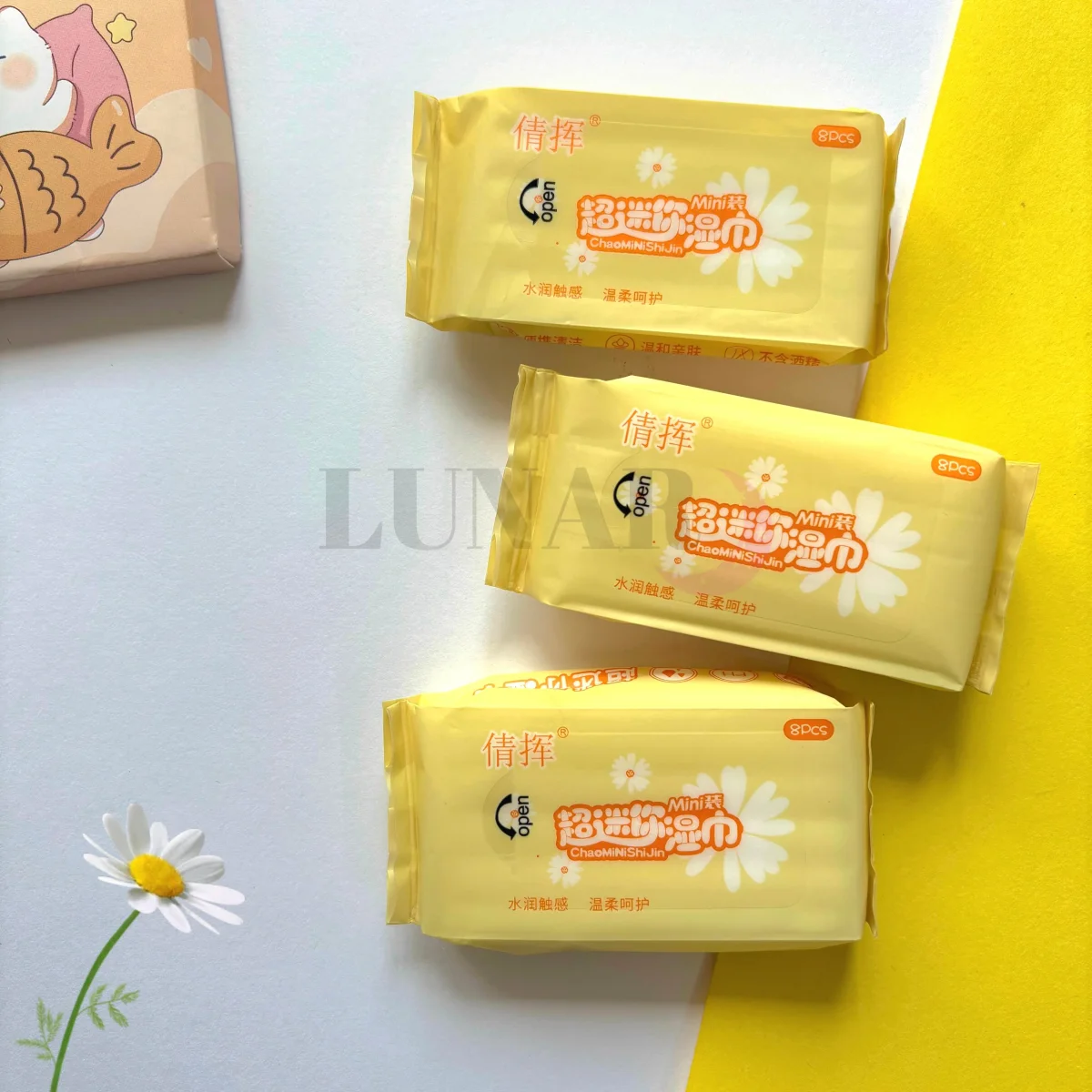 دستمال مرطوب مینی بابونه زرد